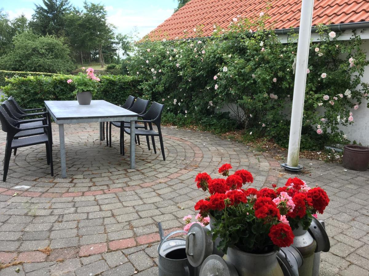 Farsø Margretelyst Bed & Breakfast エクステリア 写真